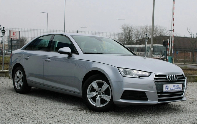 Audi A4 cena 76900 przebieg: 46000, rok produkcji 2017 z Kłobuck małe 326